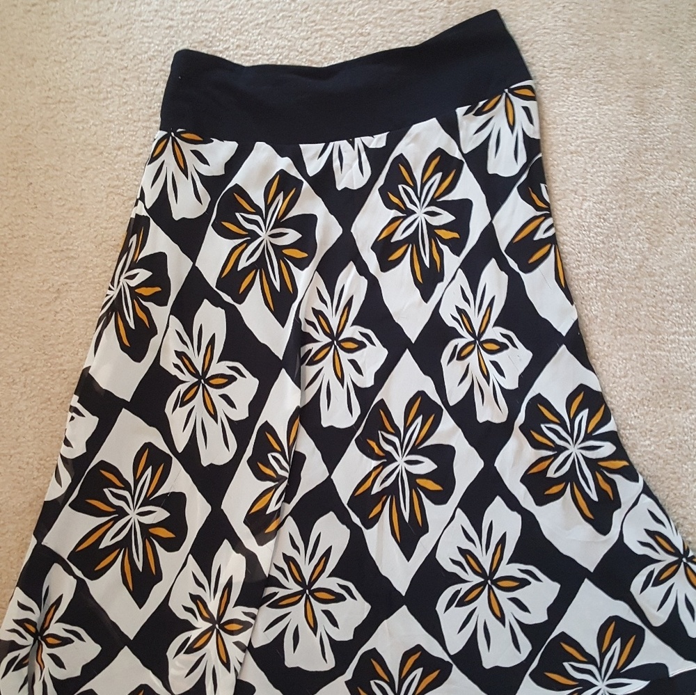 Women's Skirt/Sold